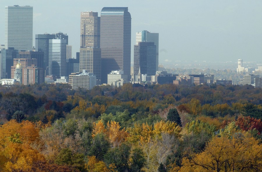 You are currently viewing Denver weather: What is ‘fake fall?’ The 90-degree days aren’t over