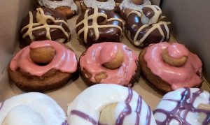 Read more about the article Pandemic Donuts, launched by laid-off restaurant duo during COVID, to close