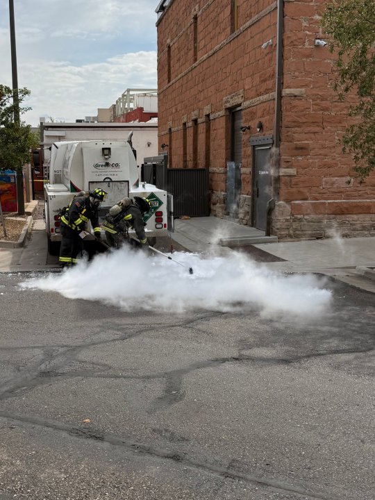 Read more about the article Evacuations lifted after carbon dioxide spill in Fort Collins