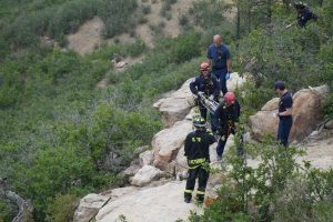 Read more about the article Photos: South Metro Fire responding to injured hiker in Daniels Park