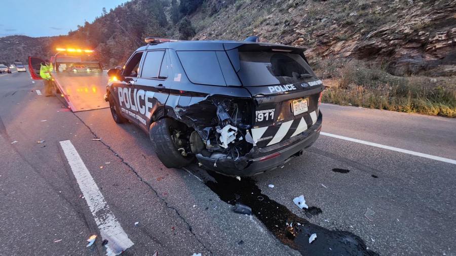 You are currently viewing Idaho Springs police vehicle hit by suspected drunk driver after stopping high-speed racers on I-70