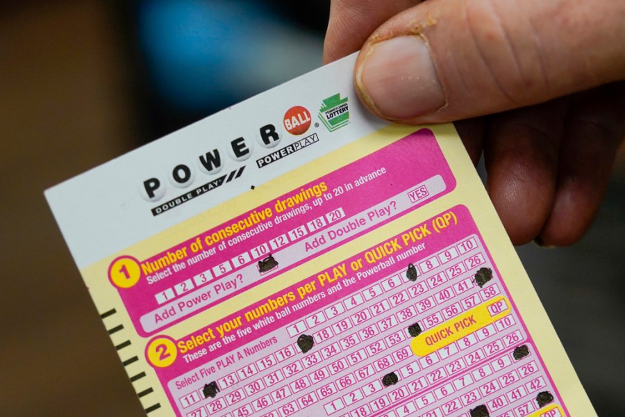 You are currently viewing Three lucky Coloradans score big as Powerball jackpot rises to $1.3B