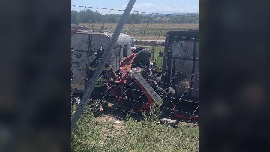 Read more about the article 2 taken to hospital after rollover crash off Parker Road: Sheriff's office