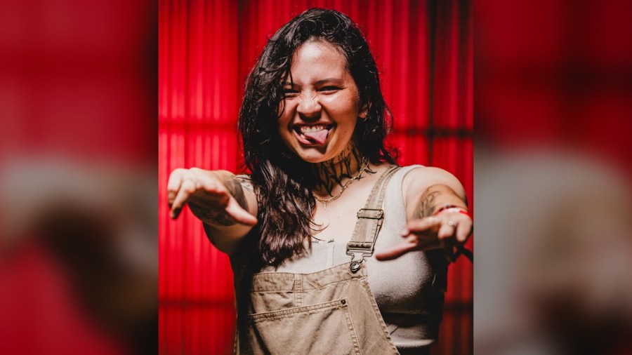 You are currently viewing Denver woman making history, taking stage in national finals of freestyle rap competition