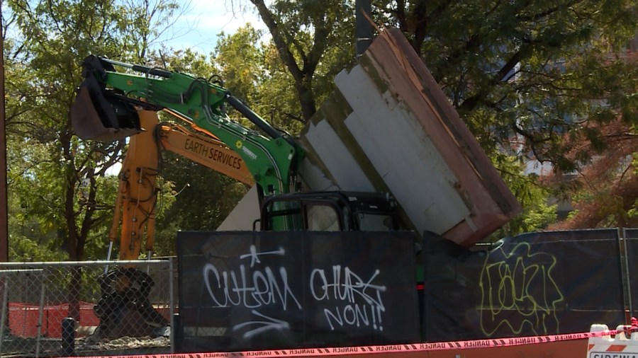 You are currently viewing Demolition accident causes traffic impacts in downtown Denver