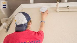 Read more about the article Volunteers go door-to-door in Golden to install, replace hundreds of smoke detectors