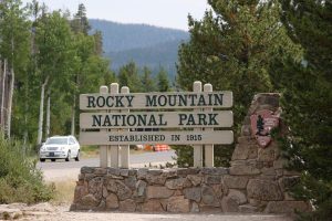 Read more about the article What government shutdowns mean for Colorado locals, RMNP