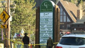 Read more about the article Despite loss of 'heart of Nederland,' residents rally to maintain the town's soul