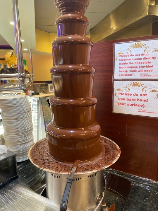 You are currently viewing Asian buffet with all-you-can-eat sushi opens new spot in Aurora