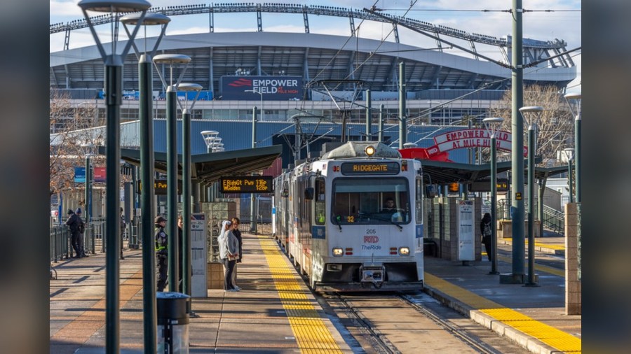You are currently viewing RTD rail, bus services to use before, after Broncos game on Sunday