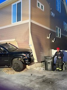 Read more about the article Photos: Car crashes into Denver residence