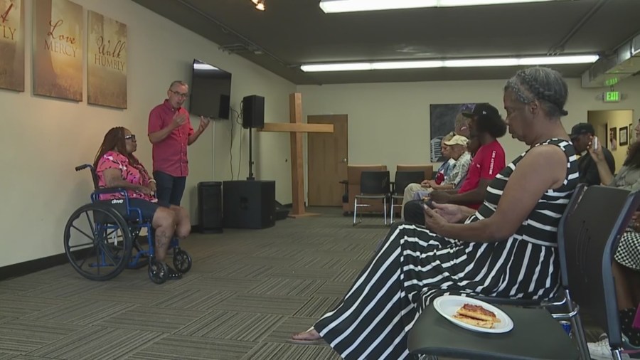 Read more about the article Denver woman, bitten by snake, uses experience to inspire others